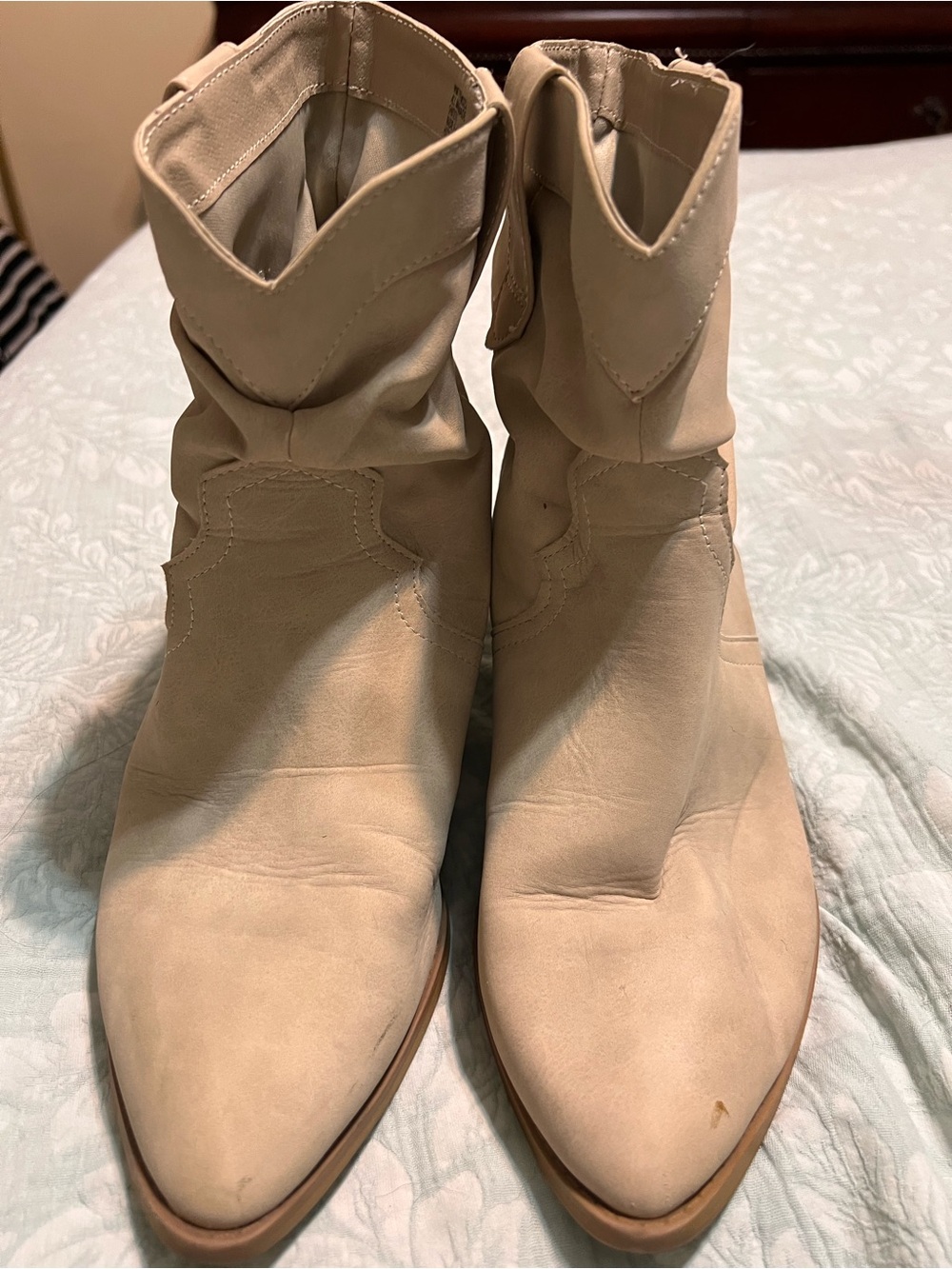Women's Time and Tru Beige Ankle Boots - Stylish Pointed Toe Booties Size 7.5